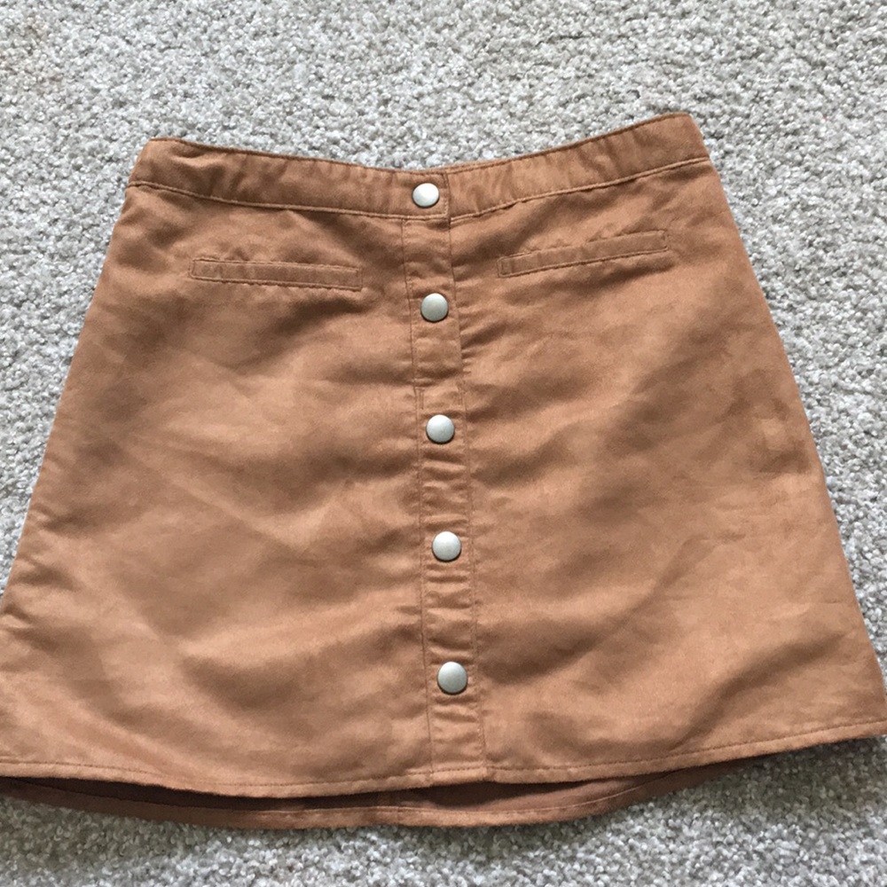 Adorable suede skirt!